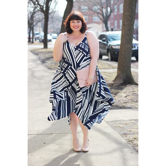 City Chic L/20 Riviera Handkerchief Hem Sundress Navy White - Picture 3 of 6